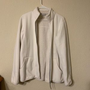 White Sierra fleece size large